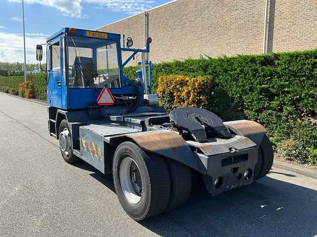 Terberg terminal tractor. 4x4 - afbeelding 17 van  22
