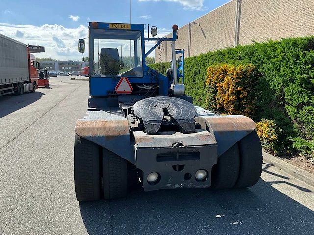 Terberg terminal tractor. 4x4 - afbeelding 18 van  22