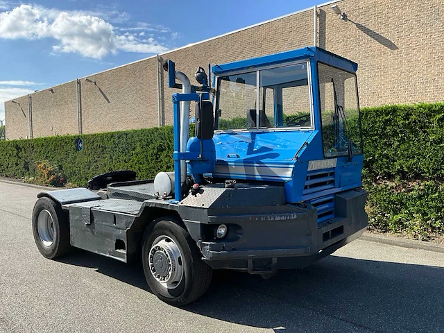 Terberg terminal tractor. 4x4 - afbeelding 20 van  22