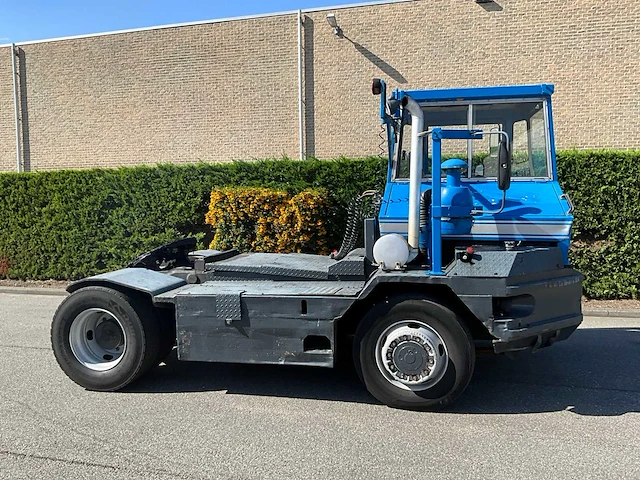 Terberg terminal tractor. 4x4 - afbeelding 21 van  22