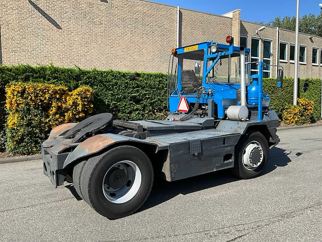 Terberg terminal tractor. 4x4 - afbeelding 22 van  22