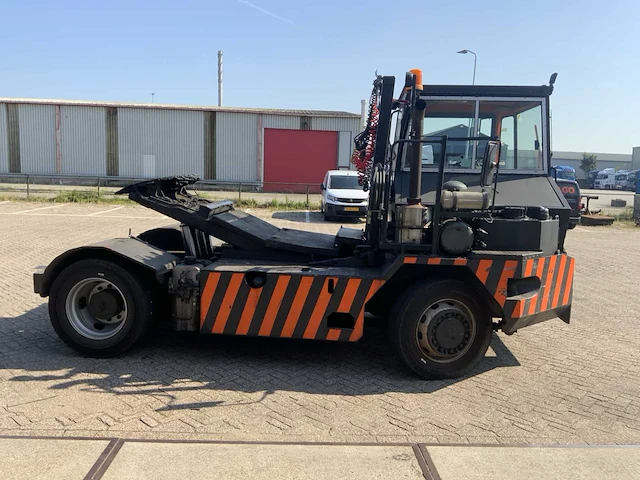 Terberg trt89 terminal trekker - afbeelding 26 van  31