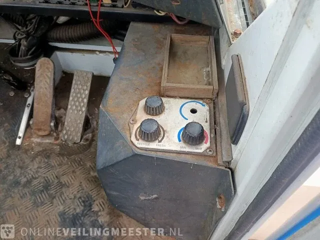 Terminal trekker terberg, yt180, bouwjaar 2000 - afbeelding 24 van  31