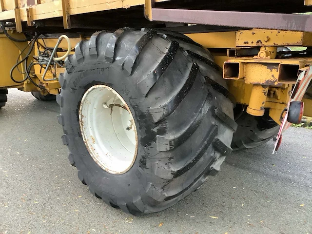 Terra-gator - 3104 4x4 - vierwielaangedreven silagewagen/dumper - afbeelding 5 van  25