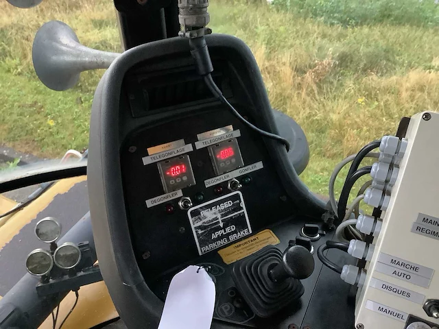 Terra-gator - 3104 4x4 - vierwielaangedreven silagewagen/dumper - afbeelding 10 van  25