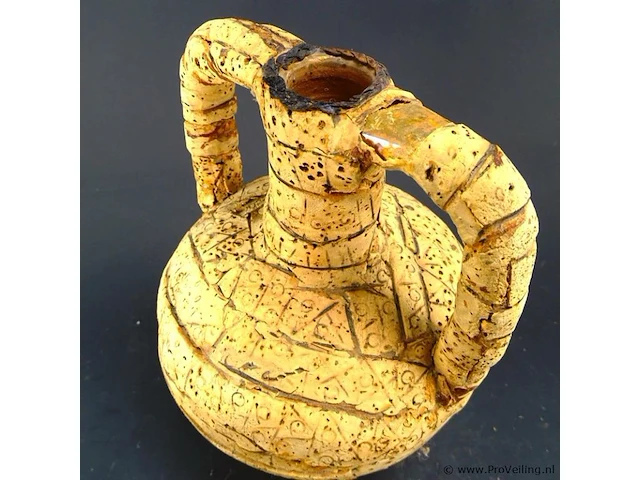Terracotta oorvaas omkleed met kurk - afbeelding 3 van  5