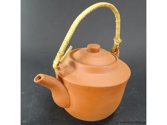 Terracotta trekpot - afbeelding 2 van  5