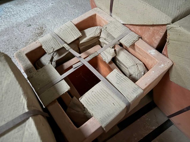 Terracotta vierkant bloembak plantenbak (54x) - afbeelding 4 van  7