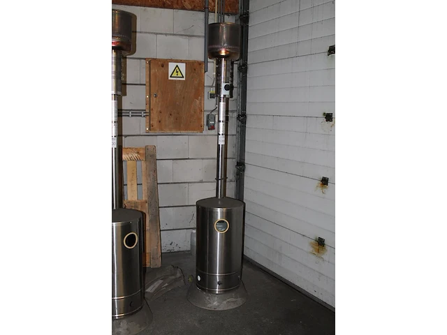 Terrasheater incl. gasfles - afbeelding 2 van  2