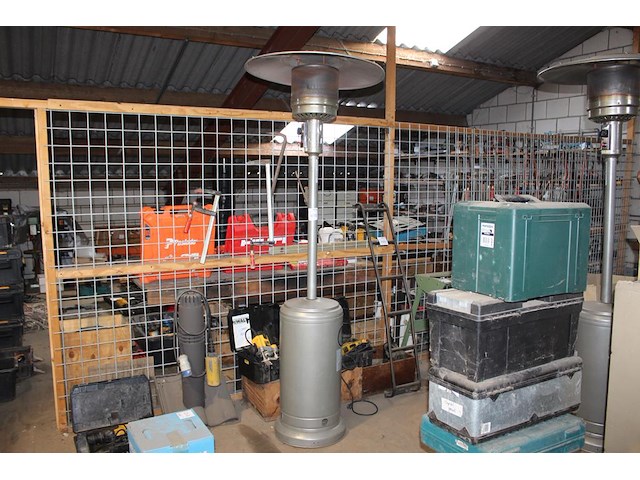 Terrasheater met hoogte 225 cm. - afbeelding 1 van  4