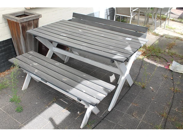 Terrastafel met twee bankjes. afmeting tafel 76 x 150 x 73 cm. - afbeelding 2 van  2