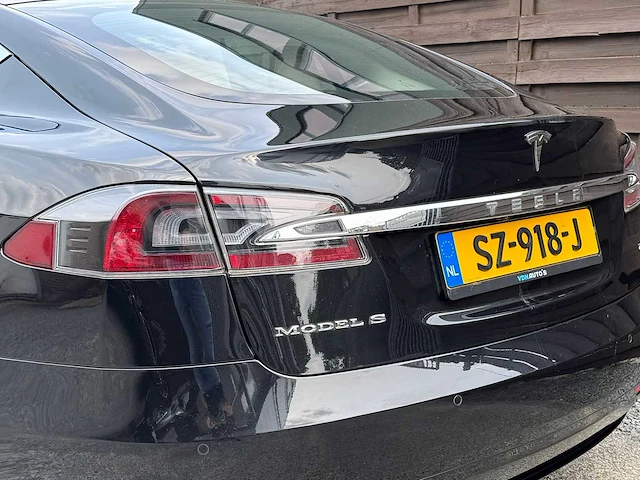 Tesla - 2018 - model s - 75d base - sz-918-j - afbeelding 25 van  28