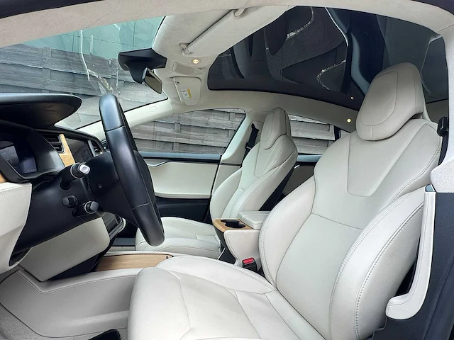 Tesla - 2018 - model s - 75d base - sz-918-j - afbeelding 28 van  28