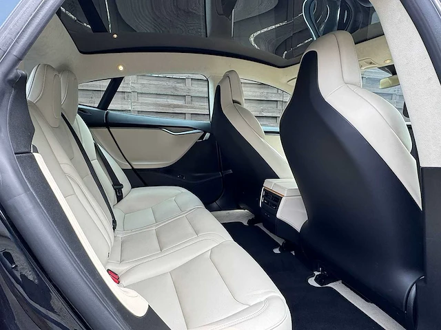 Tesla - 2018 - model s - 75d base - sz-918-j - afbeelding 22 van  29