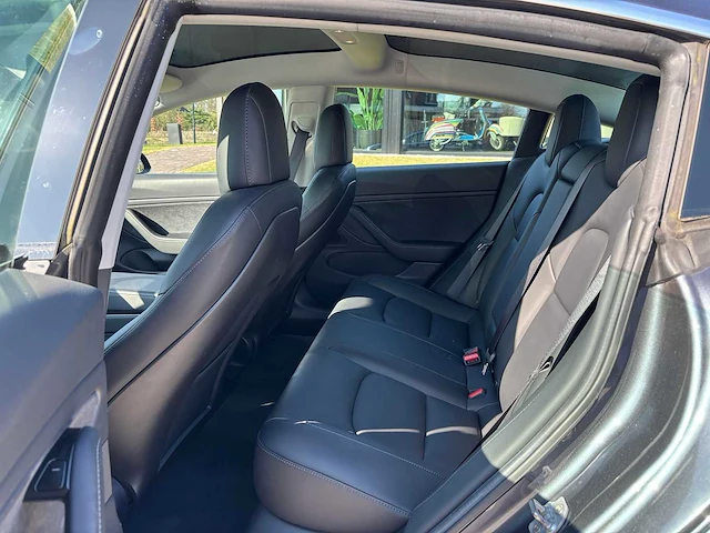 Tesla - 2019 - model 3 - long range awd 75kwh - g-731-gj - afbeelding 7 van  21