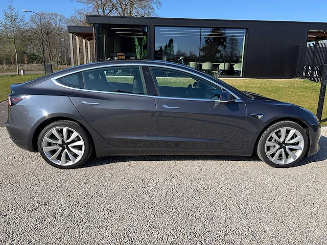 Tesla - 2019 - model 3 - long range awd 75kwh - g-731-gj - afbeelding 19 van  21