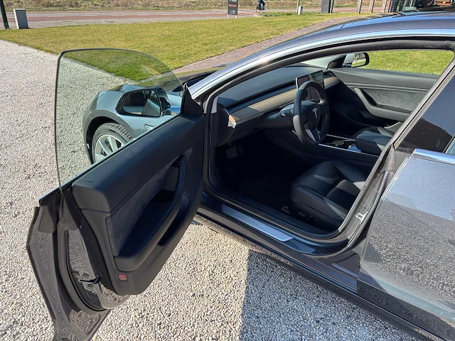 Tesla - 2019 - model 3 - long range awd 75kwh - g-731-gj - afbeelding 21 van  21