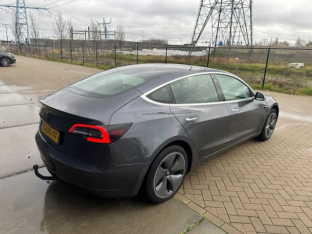 Tesla - 2019 - model 3 - stnd.rwd plus 60 kwh - personenauto - afbeelding 5 van  10