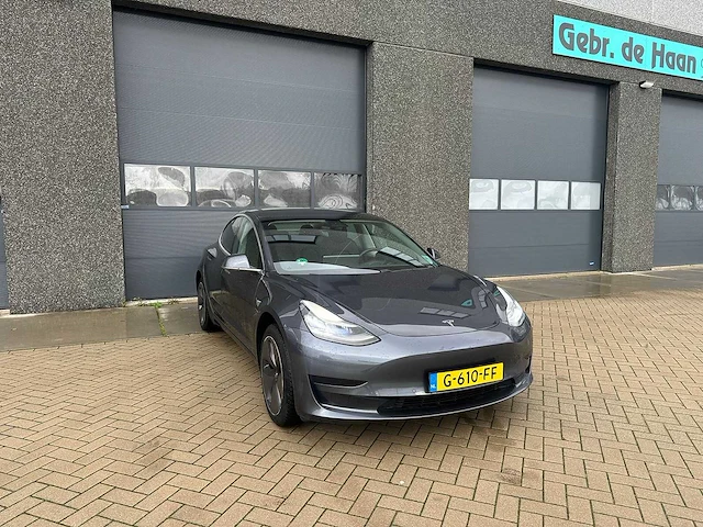Tesla - 2019 - model 3 - stnd.rwd plus 60 kwh - personenauto - afbeelding 7 van  10
