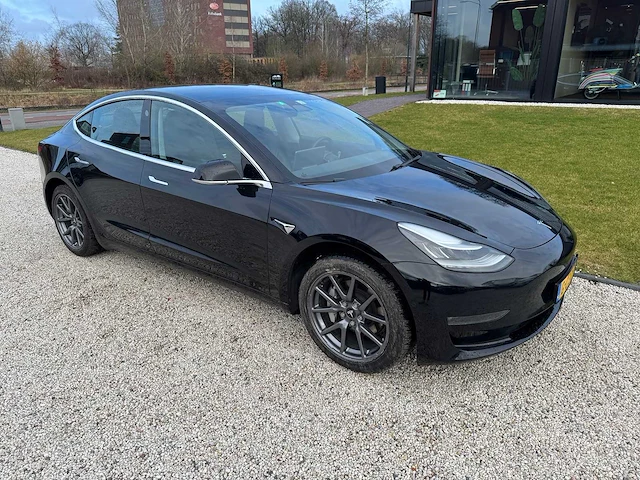 Tesla - model 3 - long range awd 75kwh - g-030-rb - 2019 - afbeelding 11 van  23