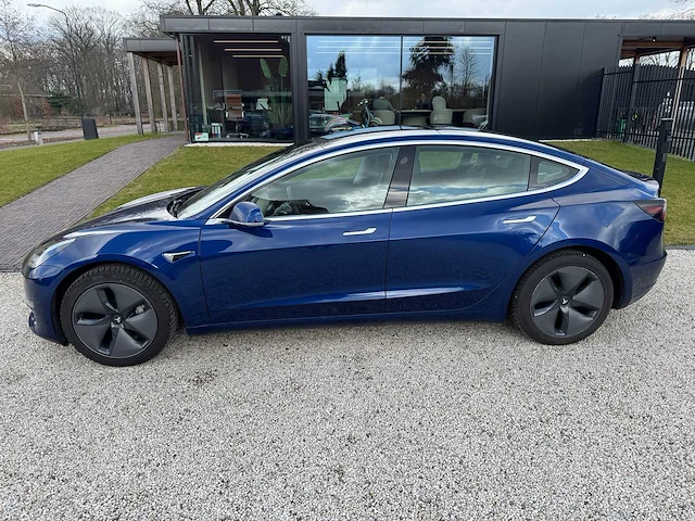 Tesla - model 3 - long range awd 75kwh - g-821-vz - 2019 - afbeelding 15 van  21