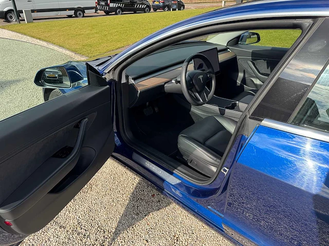 Tesla - model 3 - long range awd 75kwh - g-821-vz - 2019 - afbeelding 19 van  21