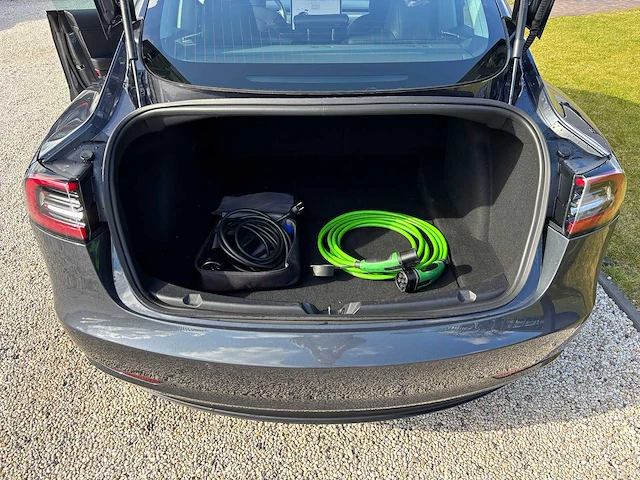 Tesla - model 3 - long range awd 75kwh - xv-391-f - 2019 - afbeelding 11 van  19