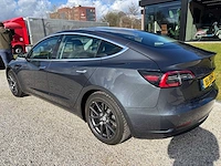 Tesla - model 3 - long range awd 75kwh - xv-391-f - 2019 - afbeelding 14 van  19