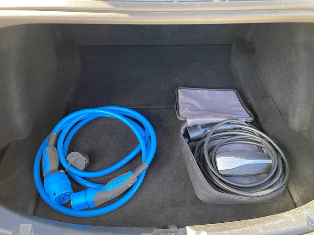 Tesla - model 3 - long range awd 75kwh - zj-209-v - 2019 - afbeelding 19 van  26
