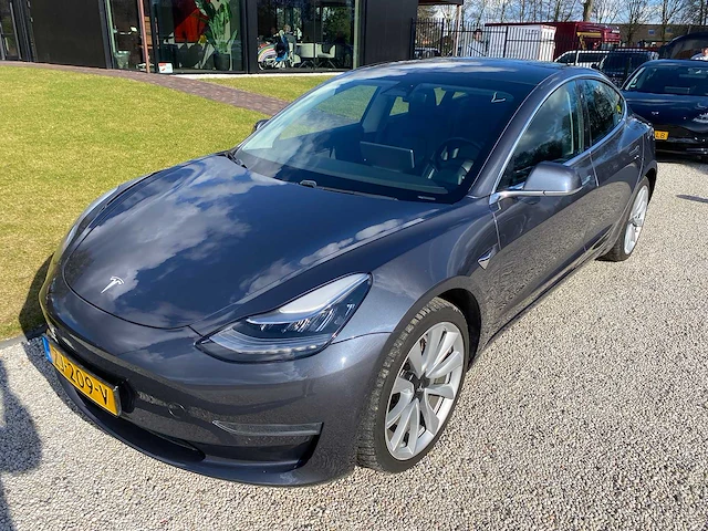 Tesla - model 3 - long range awd 75kwh - zj-209-v - 2019 - afbeelding 12 van  26