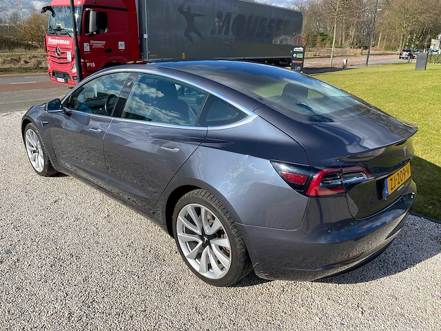Tesla - model 3 - long range awd 75kwh - zj-209-v - 2019 - afbeelding 21 van  26