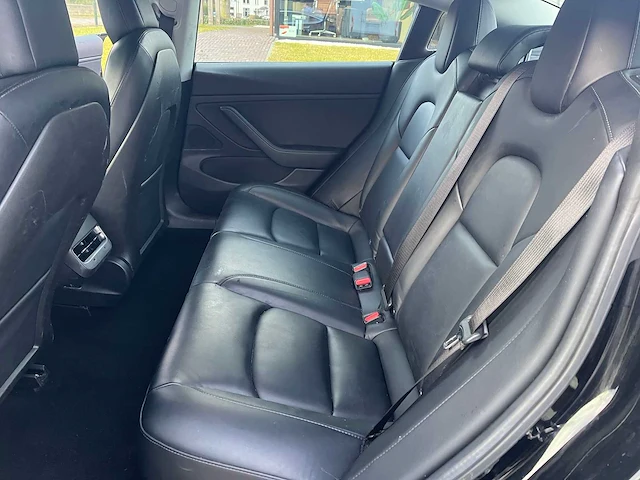Tesla - model 3 - stnd.rwd plus 60 kwh - g-012-nz - 2019 - afbeelding 4 van  21