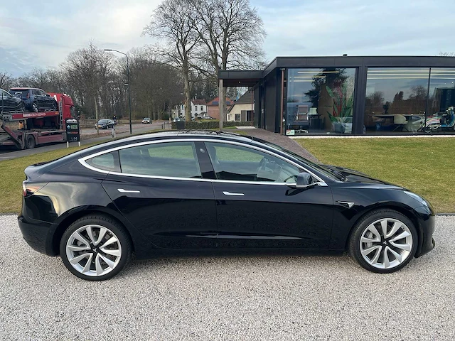 Tesla - model 3 - stnd.rwd plus 60 kwh - g-012-nz - 2019 - afbeelding 10 van  21