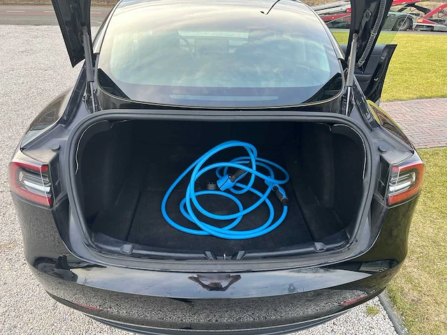 Tesla - model 3 - stnd.rwd plus 60 kwh - g-012-nz - 2019 - afbeelding 14 van  21