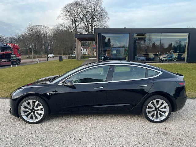 Tesla - model 3 - stnd.rwd plus 60 kwh - g-012-nz - 2019 - afbeelding 15 van  21