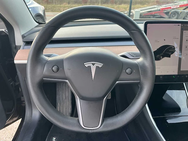 Tesla - model 3 - stnd.rwd plus 60 kwh - g-012-nz - 2019 - afbeelding 21 van  21