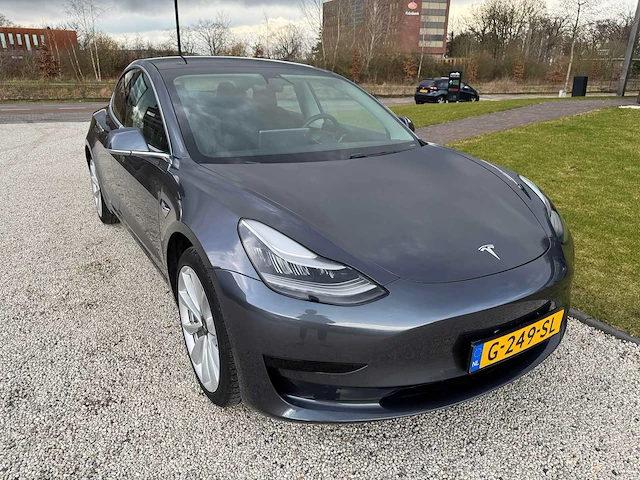 Tesla - model 3 - stnd.rwd plus 60 kwh - g-249-sl - 2019 - afbeelding 3 van  23