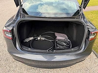 Tesla - model 3 - stnd.rwd plus 60 kwh - g-249-sl - 2019 - afbeelding 16 van  23