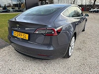 Tesla - model 3 - stnd.rwd plus 60 kwh - g-249-sl - 2019 - afbeelding 21 van  23