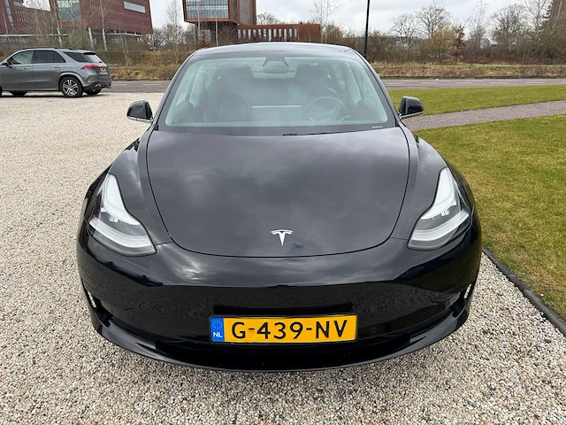 Tesla - model 3 - stnd.rwd plus 60 kwh - g-439-nv - 2019 - afbeelding 9 van  23