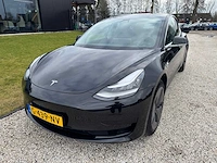 Tesla - model 3 - stnd.rwd plus 60 kwh - g-439-nv - 2019 - afbeelding 1 van  23