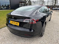 Tesla - model 3 - stnd.rwd plus 60 kwh - g-439-nv - 2019 - afbeelding 15 van  23