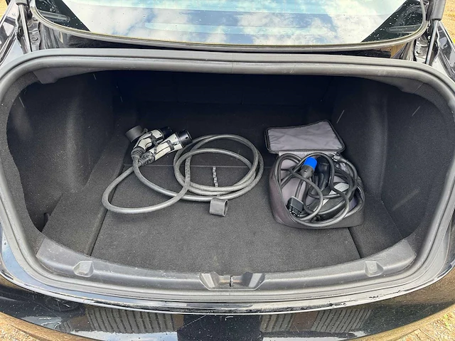Tesla - model 3 - stnd.rwd plus 60 kwh - g-439-nv - 2019 - afbeelding 16 van  23