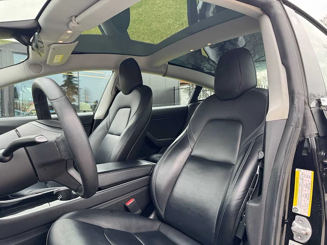 Tesla - model 3 - stnd.rwd plus 60 kwh - g-439-nv - 2019 - afbeelding 22 van  23