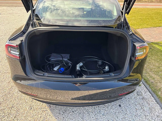 Tesla - model 3 - stnd.rwd plus 60 kwh - g-464-nv - 2019 - afbeelding 5 van  20