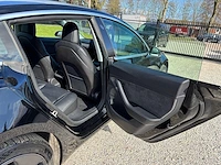 Tesla - model 3 - stnd.rwd plus 60 kwh - g-464-nv - 2019 - afbeelding 11 van  20