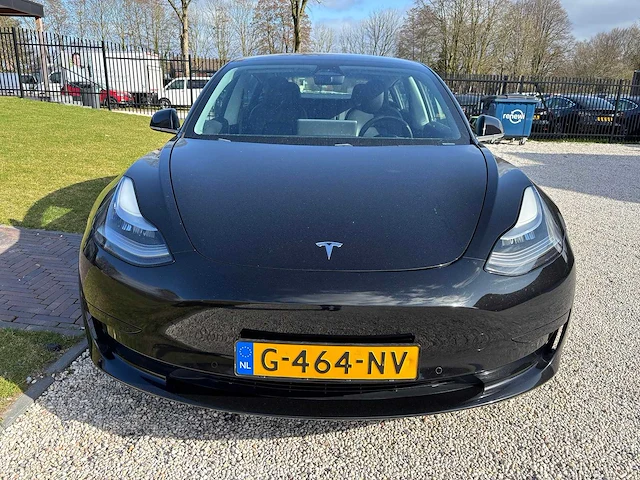 Tesla - model 3 - stnd.rwd plus 60 kwh - g-464-nv - 2019 - afbeelding 1 van  20