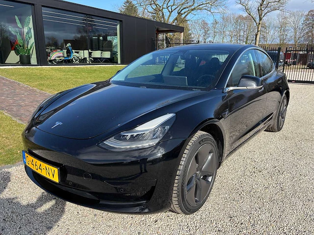 Tesla - model 3 - stnd.rwd plus 60 kwh - g-464-nv - 2019 - afbeelding 12 van  20