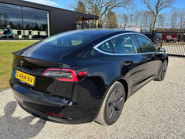 Tesla - model 3 - stnd.rwd plus 60 kwh - g-464-nv - 2019 - afbeelding 17 van  20