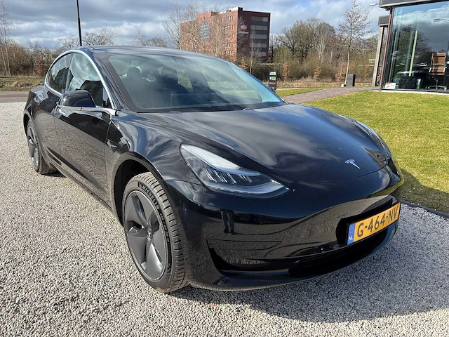 Tesla - model 3 - stnd.rwd plus 60 kwh - g-464-nv - 2019 - afbeelding 19 van  20
